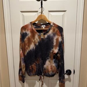 BKE Brushed Fleece Tie-Dye Long Sleeve Top size M